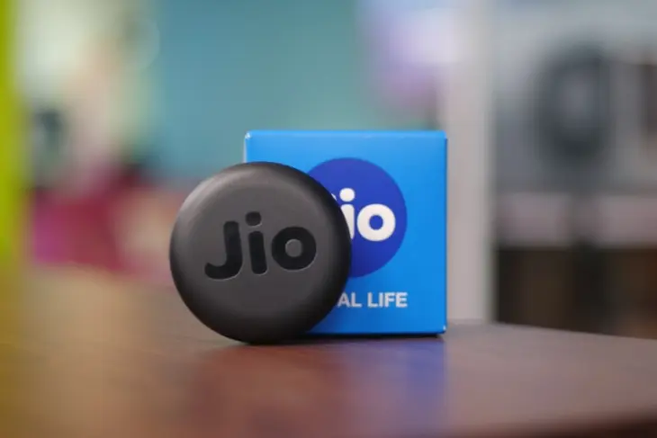 JioFi-Portable-Router-kerala-unlimited-internet-storyhunters.in